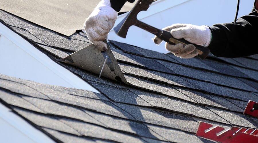 Expert Emergency Roof Repairs services in Parsons, KS